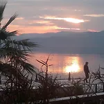 ホテル Kaunos Koycegiz