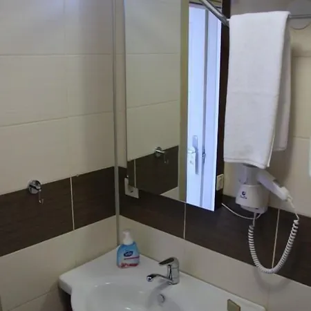 Otel Kaunos 3*