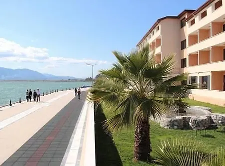 Hotel Kaunos 3*